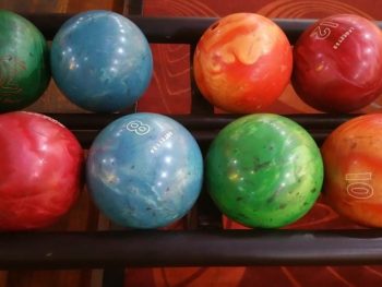 how to polish bowling ball